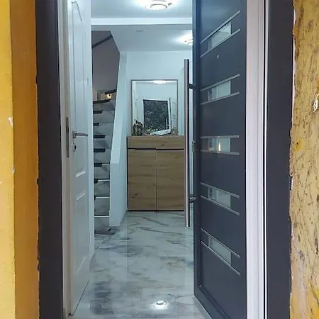 Apartamento House With Garden In Koeln