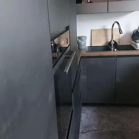 Appartement House With Garden In Koeln
